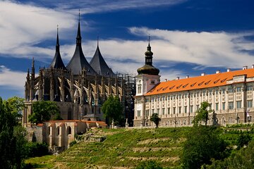 Private Guided Tour Prague to UNESCO Kutna Hora with Transfers
