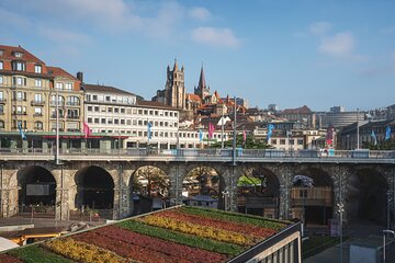 Discover Lausanne in 60 minutes with a Local