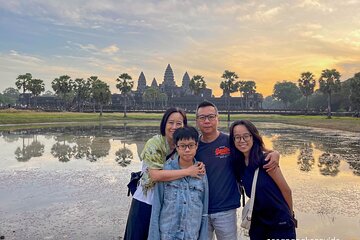 2-Day Angkor Wat and Banteay Srei Temple Tour