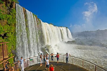 Brazilian Falls, Parque das Aves and Itaipu, hotels in Brazil