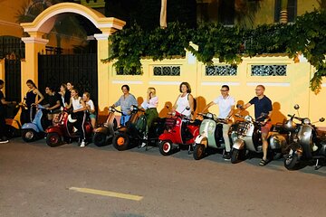 Ho Chi Minh Nightlife & Street Food Tour By Motorbike