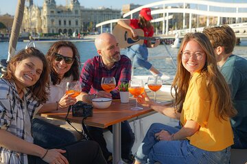 Sunset Catamaran: Small Group, Drinks, Snacks & Dinner Upgrade
