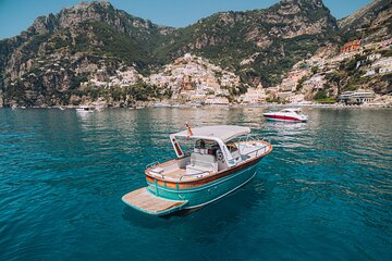 Shared Boat Tour of Positano, Amalfi and Sorrento Coast 