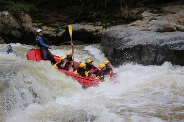 RAFTING with exciting rapids from MEDELLÍN