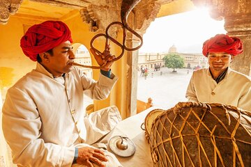 From Delhi : 2 Days Delhi and Jaipur City Tour by Car