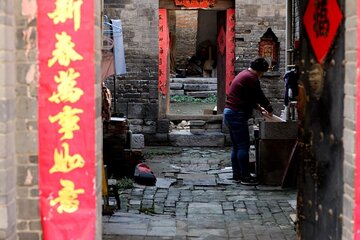 2-Day Private Luoyang City and Shaolin Temple Tour from Beijing