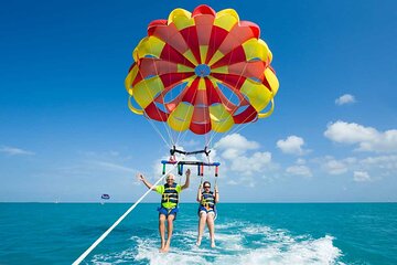 Parasailing Adventure with Private Transfer From Hurghada