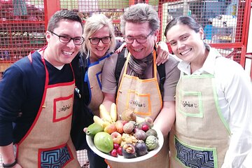 PALOQUEMAO MARKET FOOD TOUR. EXOTIC FRUIT. LOCAL SNACKS. /Min 2 pax