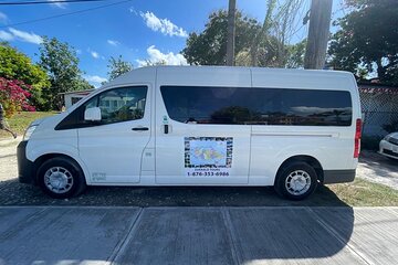 Roundtrip Transfer To or From Jam West Adventure