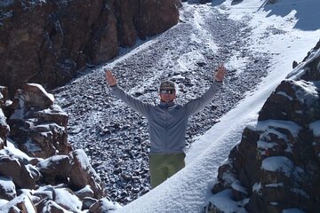 Day hiking to Bogdanovich Glacier