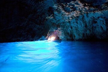 Capri and Blue Grotto Small Group Tour from Sorrento 