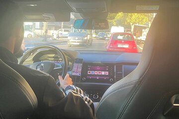 Transfer Paris with Driver to Disneyland