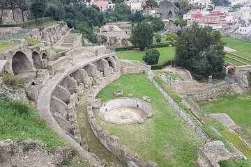 Tour of the Archaeological Park of Terme di Baia and Casina Vanvitelliana