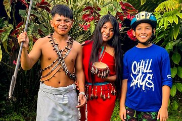 Indigenus Shuar Comunity and Cloud Forest Bucay Private Day-Tour from Guayaquil