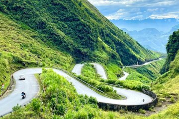 3-Days Private Ha Giang Loop Tour from Ha Noi and Return 