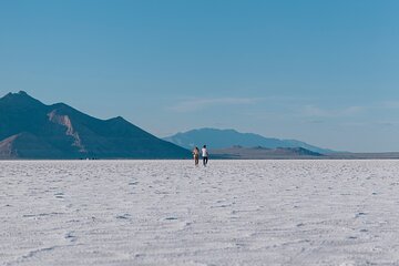 Uyuni Salt Flats 2-Day Private tour with Tunupa Volcano