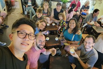 Small Group: Hanoi Old Quarter Street Food Walking Tour