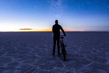 Uyuni: Starlight and Sunrise Salt Flats Tour