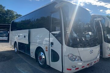 Private Transportation from the Airport to Playa Langosta