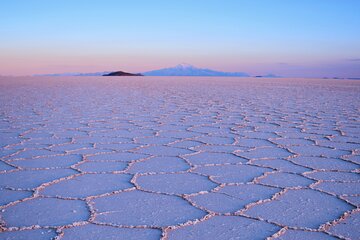 3 Days Private Tour in Uyuni Salt Flats and Colored Lagoon