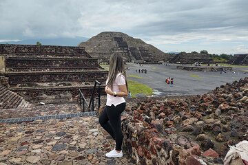 Private Tour with local guide to Teotihuacan
