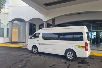 Private Transportation from Liberia Airport to Andaz Papagayo