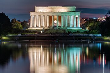 DC Monuments by Moonlight: Small Group Walking Tour 