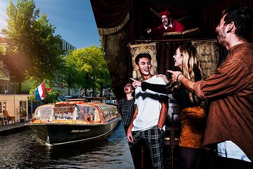 Amsterdam Dungeon and 1 Hour Canal Cruise Combination Ticket