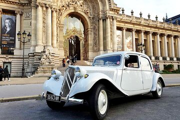 Half Day Tour Throughout Paris in Vintage Car & Crazy Horse
