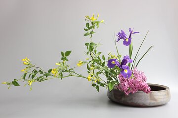 Ikebana Experience in Shinjuku