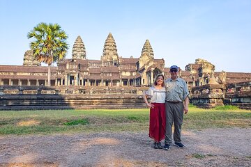 Private Guided Angkor Temples Tour With Lunch Included 