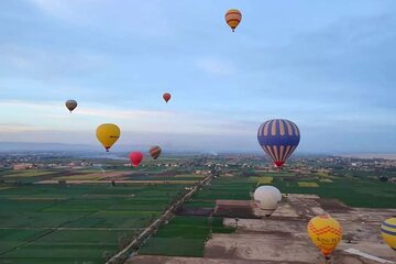 2 Days Tour to Luxor from Hurghada with Hot Air Balloon 