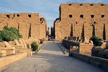 Luxor 2 Days Tour From Hurghada including Sightseeings in Luxor