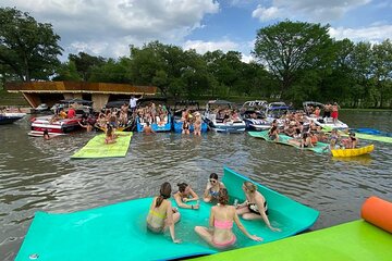 Captained 4 Hr Boat Charter on Lake Austin for up to 12 Guests