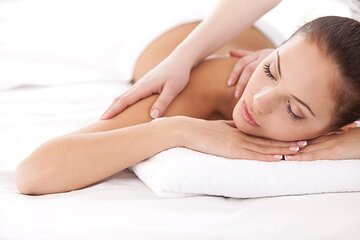 2 hours Bali Lulur Massage & Spa Treatment Including Transfers