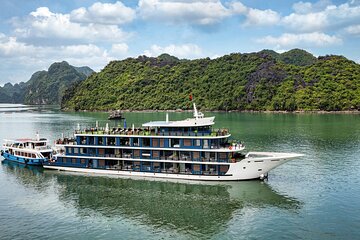 Doris cruise 3days 2nights visiting Lan Ha Bay and trekking CatBa National Park 