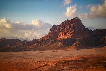 From Aqaba to Wadi Rum ,Jeep Tour with Dinner (Half Day)