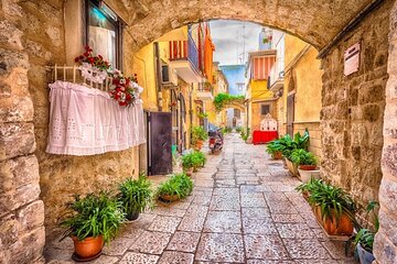 Bari Walking tour 