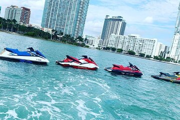 Miami Jet Ski Rental: chase the Ocean, ride the Waves