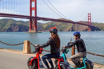 Early Bird: Electric Scooter Rental to Golden Gate Bridge 