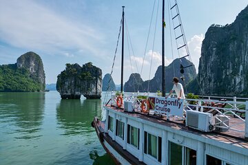 Halong Islands, Cave, Kayak, Bamboo Day Tour w Dragonfly Cruise