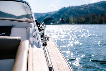 3 Hours Private and Guided Cruise on Lake Como by Motorboat