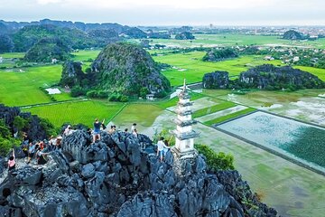Ninh Binh Full Day Tour from Hanoi: Hoa Lu - Trang An - Mua Cave
