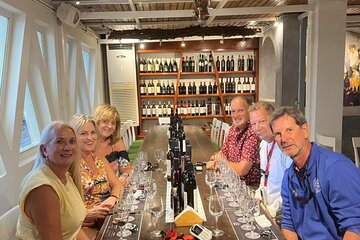 Santorini Private Tour with Lunch and Wine Tasting