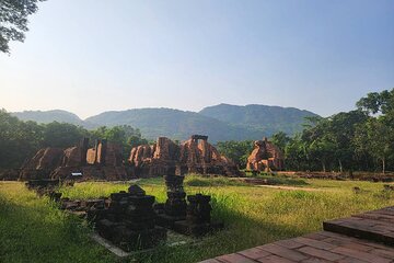 My Son Morning Private Guided Tour from Da Nang or Hoi An City