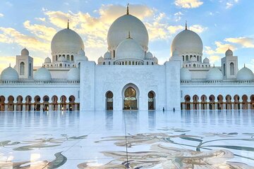 Abu Dhabi City Tour, Shiekh Zayed Mosque & Heritage Village Visit