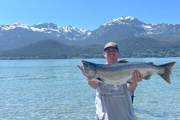 3 Hours Fishing Experience Class in Juneau