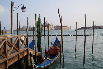 Treasure Hunt in Venice Romantic Private Activity