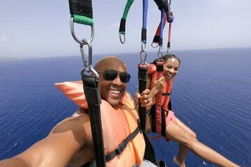 Parasailing Experience: Flying in the Sky from Hurghada