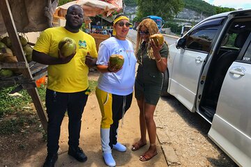 Montego Bay Sightseeing, Shopping and Bamboo Rafting